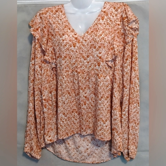 🆕Savanna Jane Long Sleeve Ruffle Shoulder - Picture 1 of 6